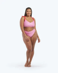The Limited-Edition High Leg Mid Rise Bikini Bottom - Square Dot In Flamingo & Hibiscus -Deals US Tropic Bikini Store 3 ModelDetailFront 16be6c11 55be 4b77 ac99 b8f19759d607