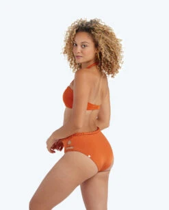 The Braided Bandeau Bikini Top - Canyon 8 The Braided Bandeau Bikini Top - Canyon -Deals US Tropic Bikini Store 3 ModelFullBody 7011f152 9e07 4651 b2ee c29832c90f86