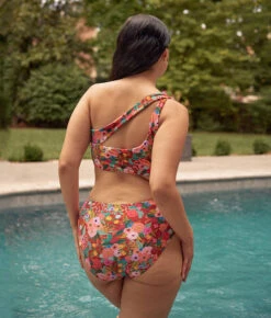 The Ruched High Leg High Rise Bottom - Garden Party In Rust -Deals US Tropic Bikini Store 3 ModelFullBody aaeb18cd 7ad3 413a 8772 23307a0136aa