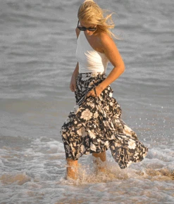 The Silky Luxe Beach To Brunch Wrap Skirt - Paradise In Sea Urchin 16 The Silky Luxe Beach To Brunch Wrap Skirt - Paradise In Sea Urchin -Deals US Tropic Bikini Store 3 ProductImage add77728 798d 4760 b13d dc4253697c89