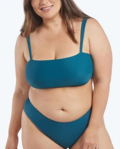 The Wide Strap Oasis Bikini Top - Seaweed -Deals US Tropic Bikini Store 4 ModelDetailBack 8284221a be26 4f9e 9990 3bac4d11e1c2