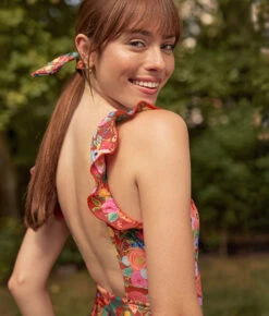 The Long Torso Ruffle Backflip - Garden Party In Rust 9 The Long Torso Ruffle Backflip - Garden Party In Rust -Deals US Tropic Bikini Store 4 ModelDetail 3a9201ce 7eeb 44db 880e 839e9c380847