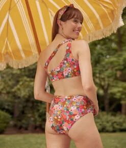 The Ruched High Leg High Rise Bottom - Garden Party In Rust -Deals US Tropic Bikini Store 6 ExtraProductShot2 cab9f1a0 c3c7 49f5 b540 d6e9df039625