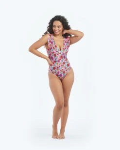 The Ruffle Backflip - Morning Bloom -Deals US Tropic Bikini Store 7 ExtraProductShot3 9c723dbf b2a0 4531 834b c97ffbd55d34