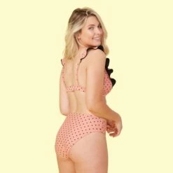 The Limited-Edition High Leg Mid Rise Bikini Bottom - On Pointe -Deals US Tropic Bikini Store Ruffled HLMR Back 5a89733f 1cf2 4ced 9a9e 01be71c27657
