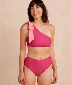 The Ruched High Leg High Rise Bottom - Spritz 6 The Ruched High Leg High Rise Bottom - Spritz -Deals US Tropic Bikini Store TheRuchedSidestrokeBikiniTopw TiesSOLID RabarbaroPretty Front Crop c5c89eec aaa7 4387 b1f9 5c0e760eb2f3